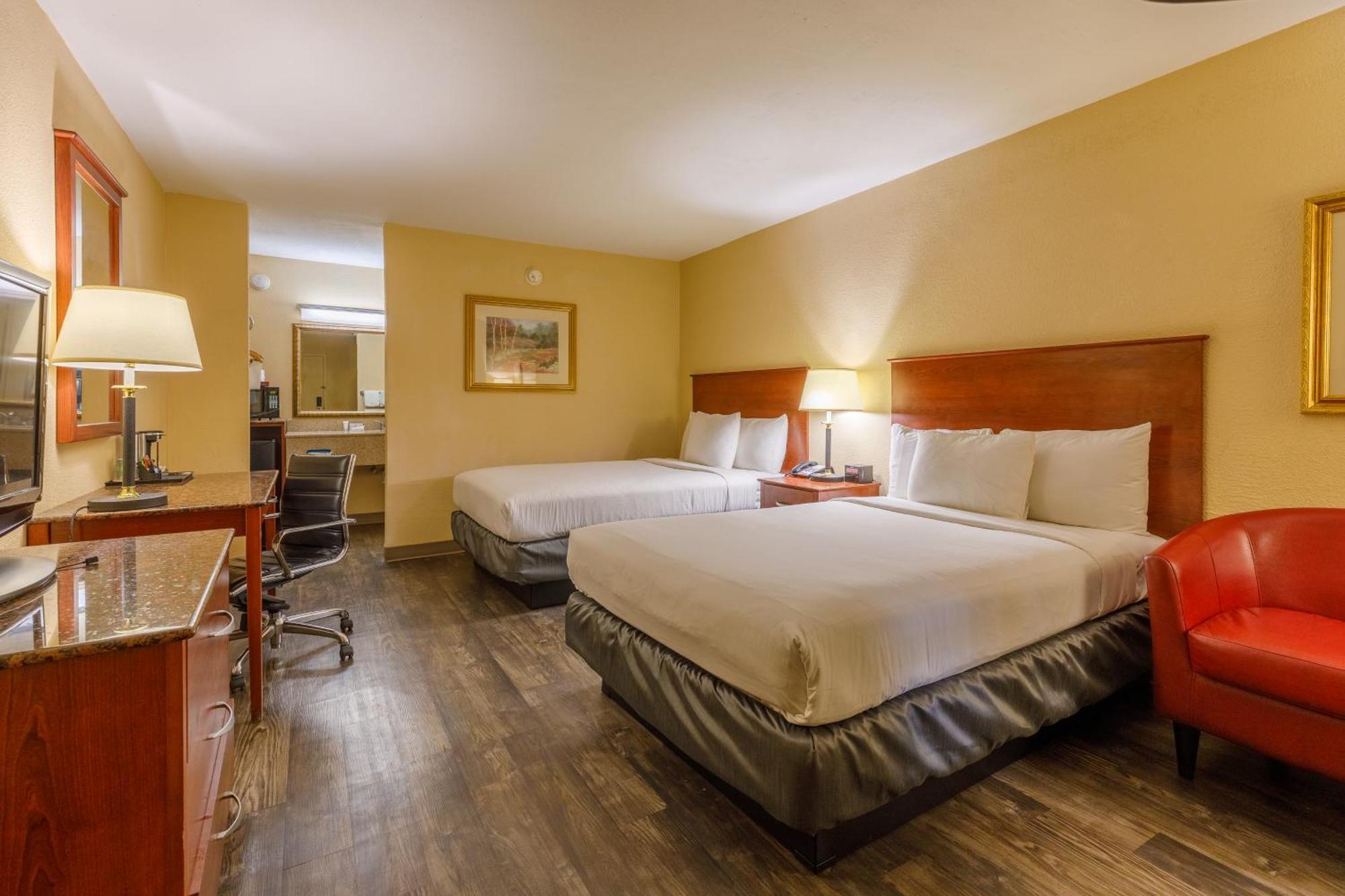 Northwest Inn Woodward Экстерьер фото