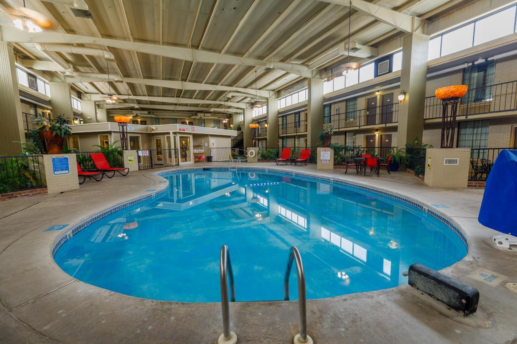 Northwest Inn Woodward Экстерьер фото
